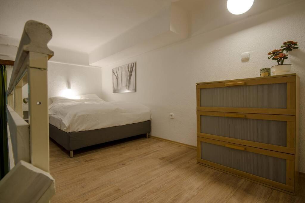 De Lux Studio Apartment In Historical Quarters Budapest Exterior foto